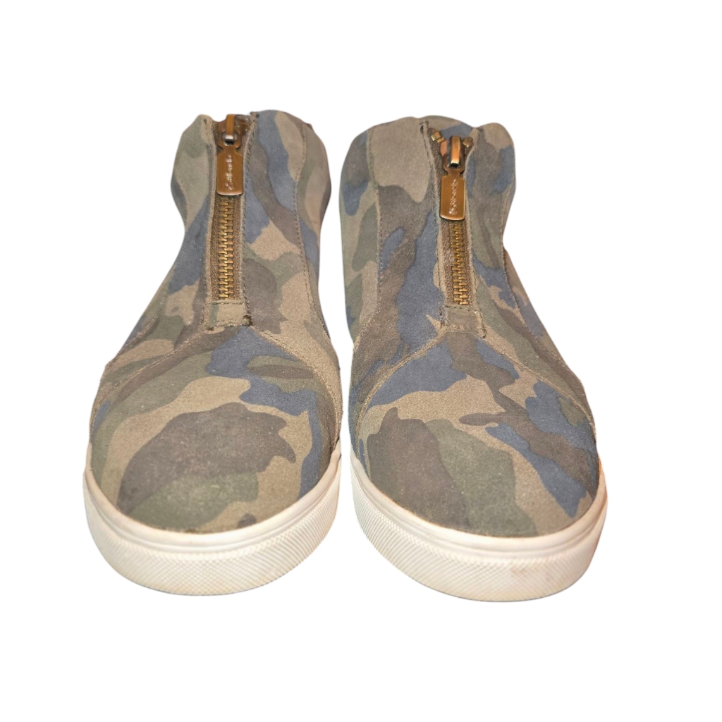 Blondo Glenda Waterproof Green Camo Suede Zip Up Wedge Hi-Top Sneakers Size 10 — image 3 of 8